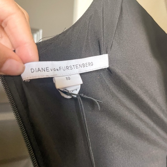 Diane Von Furstenberg Arianna Leopard Seath Dress | Size 10 - Picture 13 of 16